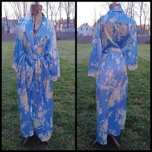 Jones New York long silky blue & pale yellow tie lounge robe lace pockets S / M